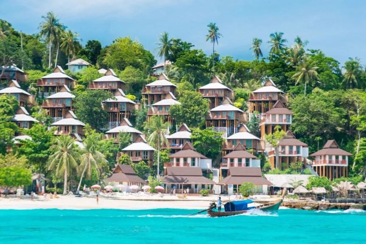 Bangkok, Phuket & Phi Phi island overnight in Thailand
