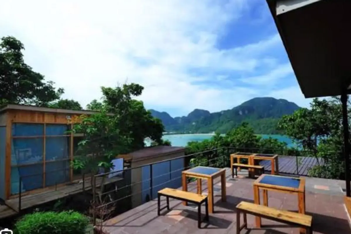 Bangkok, Phuket, Krabi & Phi Phi Island in Thailand